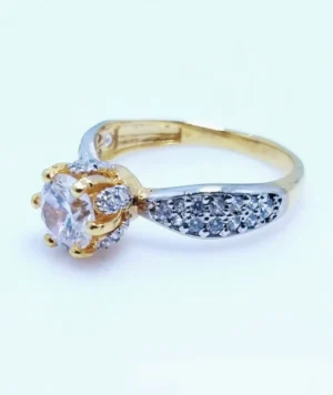 Diamond-Style-Ring-with-Cubic-Zircons-Premium-Quality.-925-Silver3.webp