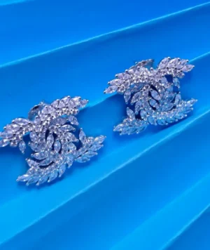 Diamond-style-Earstuds2.webp